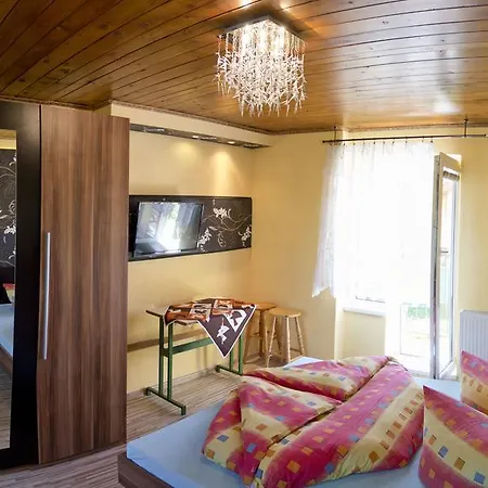Pod Kopcom Stará Lesná